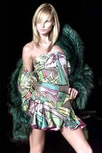 Feira de moda em Mil�o consagra a tend�ncia sexy nas roupas para o frio 