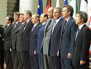 L�deres do G-8 posam para os fot�grafos 